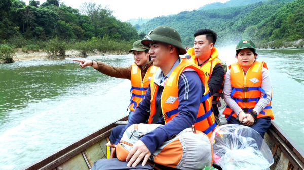 ts2-1773387518776-1 Bà còn biên giới Trường Sơn náo nức mừng ngày hội lớn -0